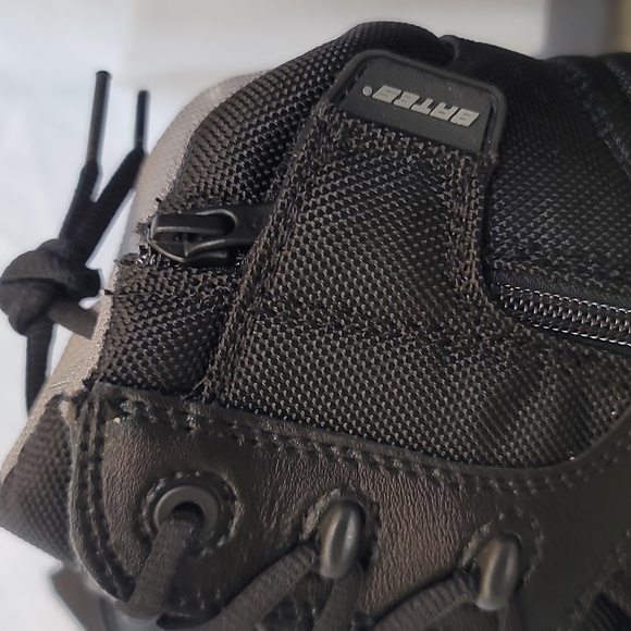 Bates sz 8.5 NEW in box goretex - Picture 3 of 7